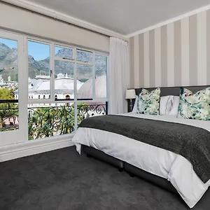 Hotel Hollow Boutique
