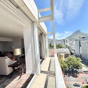  Apartment Luxury At Taj - Corner With Balcony - Newly Renovated